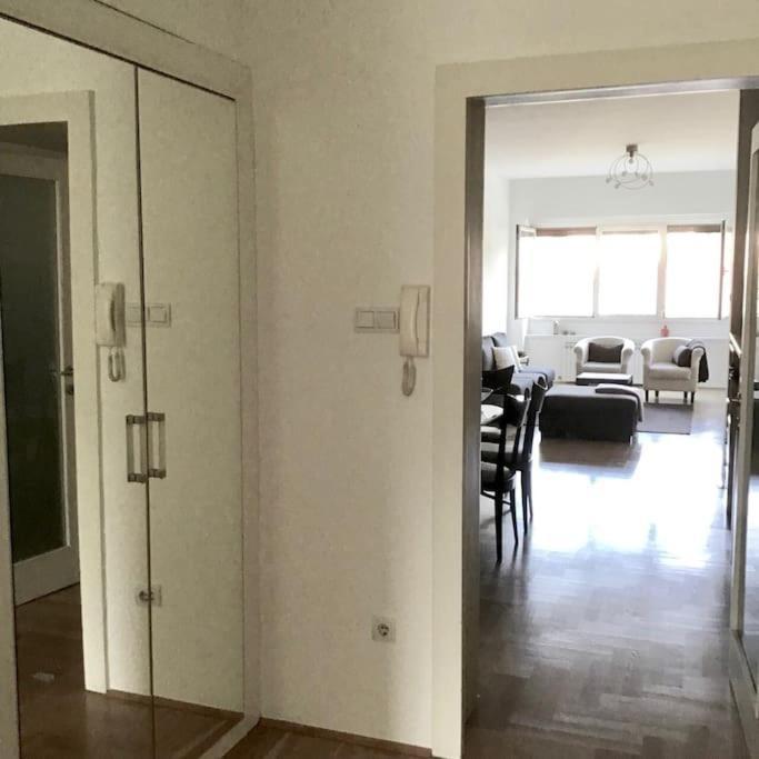 זאגרב Spacious 3Br/2Bt Apartment With A/C In City Center מראה חיצוני תמונה